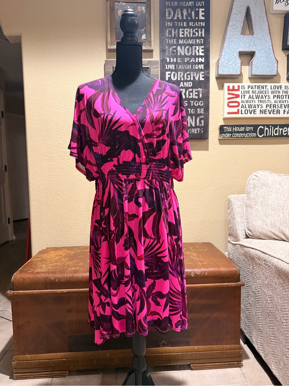 torrid Fuchsia and Black Tropical Print V-Neck Dress